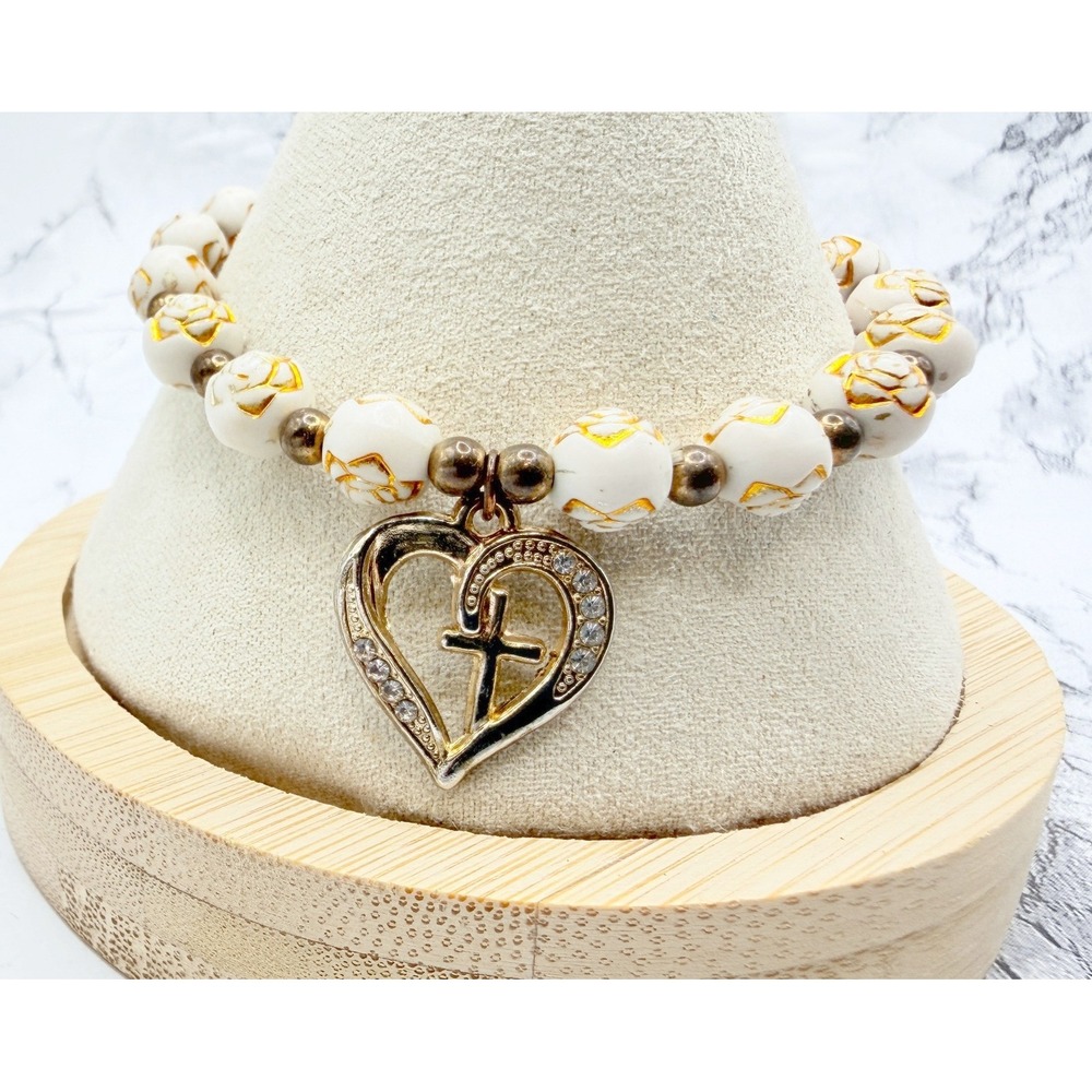 Carved White Rose Bead Stretch‎ Bracelet Gold Tone Heart Cross Charm 6.25"